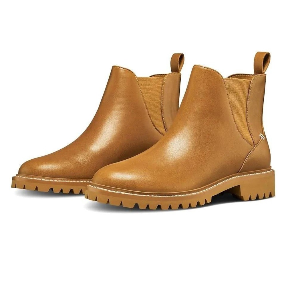 NWOB $250 LABEL Go-To Ankle Length Tan Leather Chelsea Boots W9/M7.5